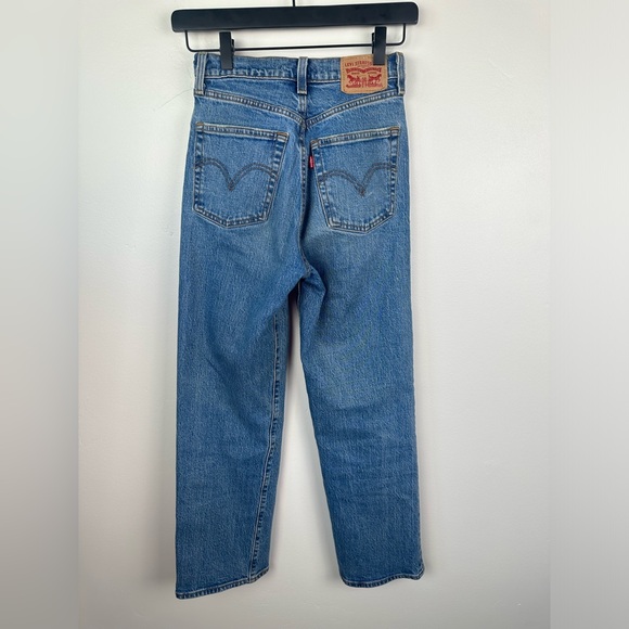 LEVIS Ribcage Straight Ankle Jean in Light Wash Size 25 - Picture 6 of 9